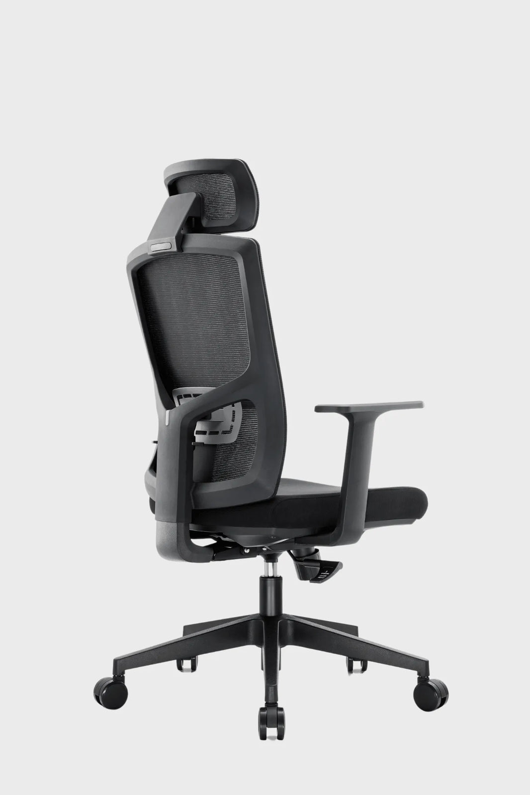 The 4 Types of Lumbar Support in Office Chairs